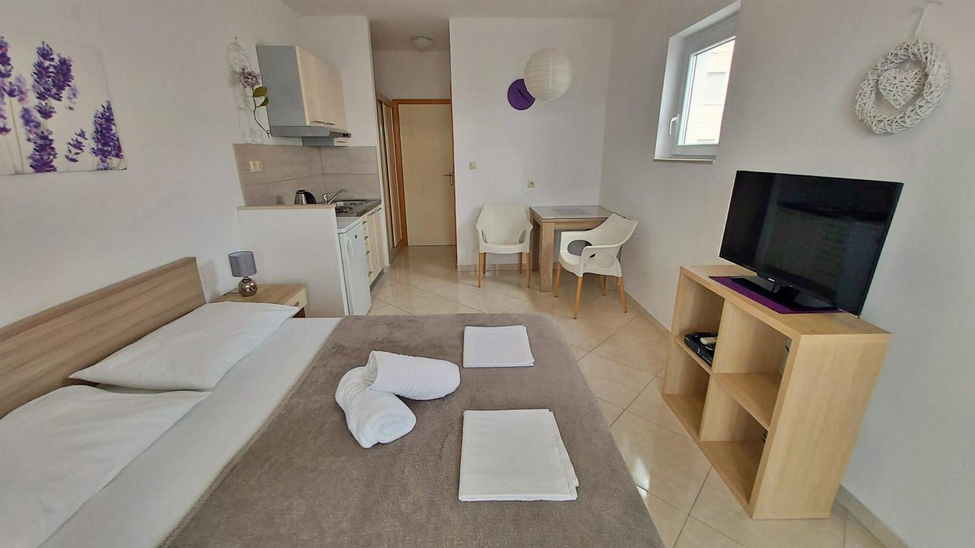 אומיס Apartments Nemira חדר תמונה
