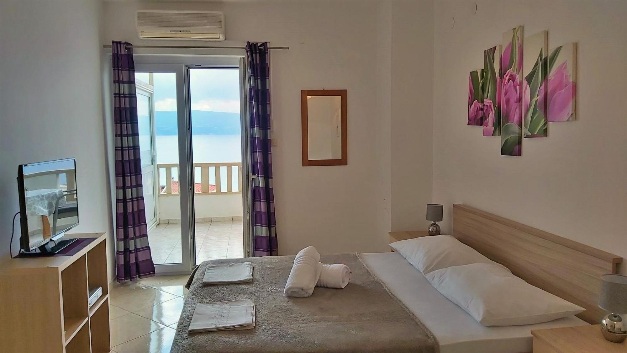 אומיס Apartments Nemira חדר תמונה